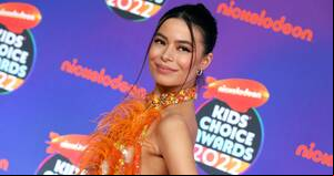 lesbian sex miranda cosgrove - Miranda Cosgrove Ex-Boyfriends: Guide to Love Life, Relationships | J-14